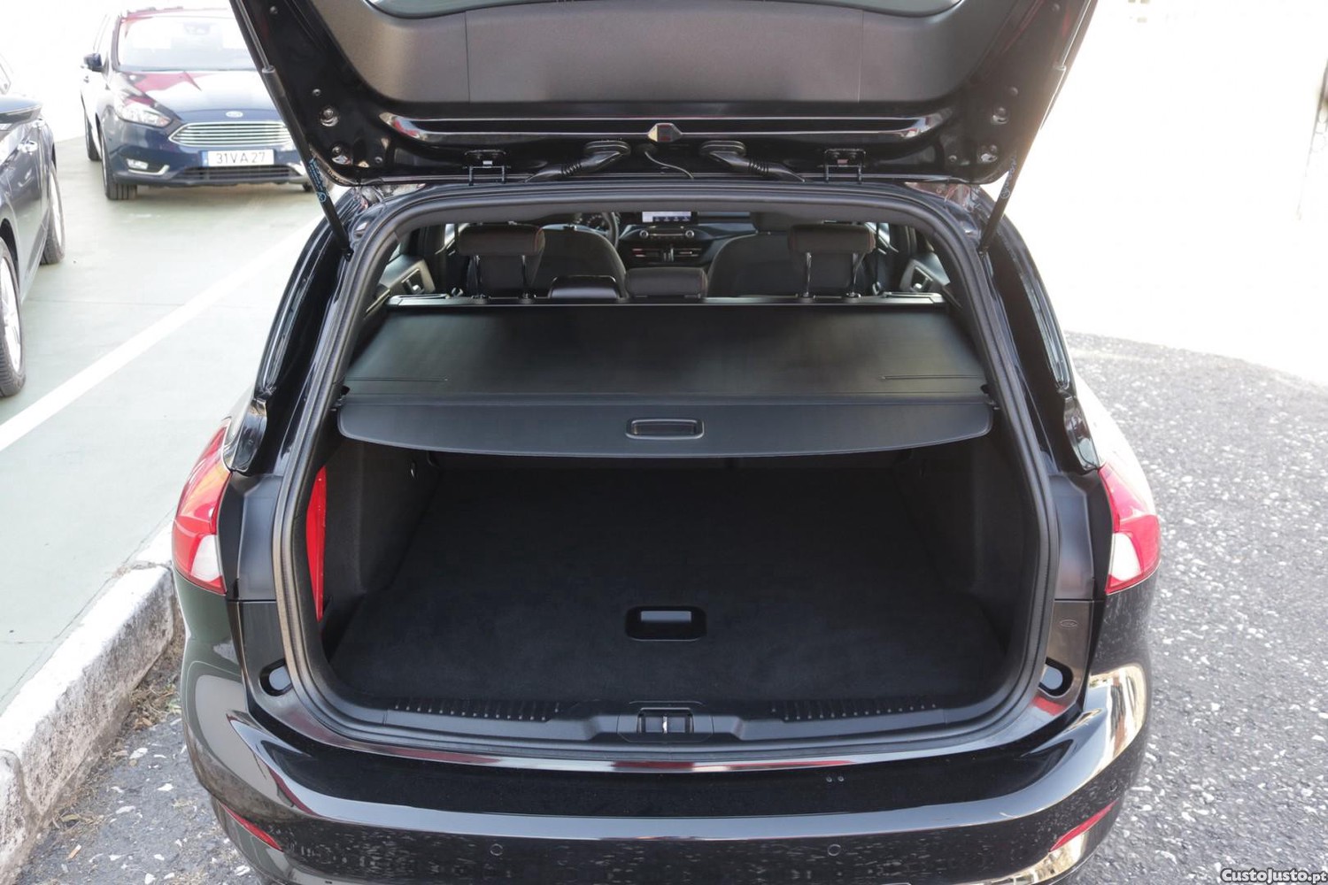 Ford Focus SW 1.0 EcoBoost ST-Line Auto 125cv — fotografia 45