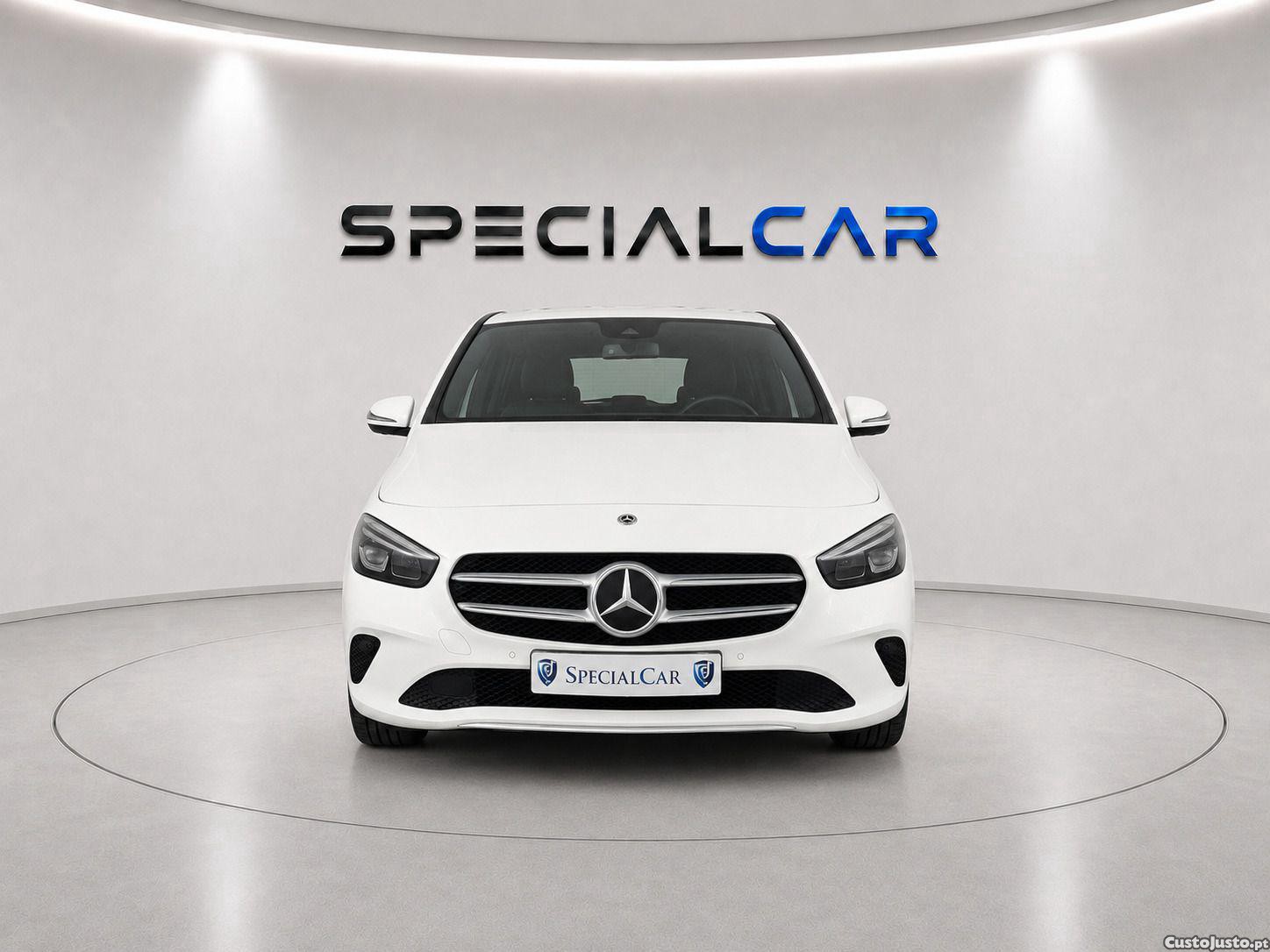 Mercedes-Benz B 180 d Style Plus Aut. — fotografia 21