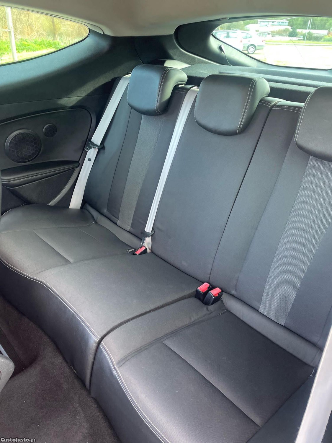 Renault Mégane 1.6 dci 130cv Sport de 3 Portas — fotografia 6