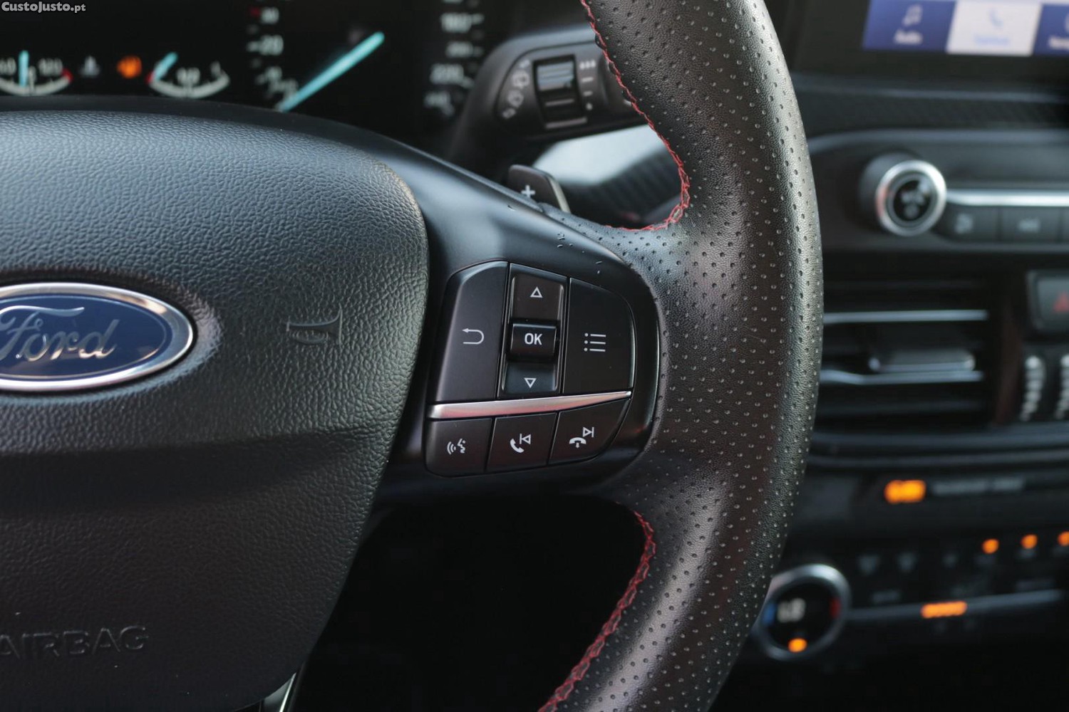 Ford Focus SW 1.0 EcoBoost ST-Line Auto 125cv — fotografia 22