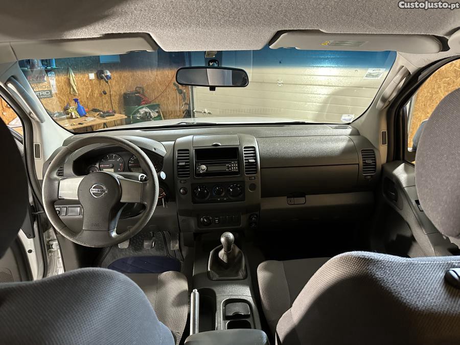 Nissan Navara 2.5 dCi CD LE 4WD — fotografia 5