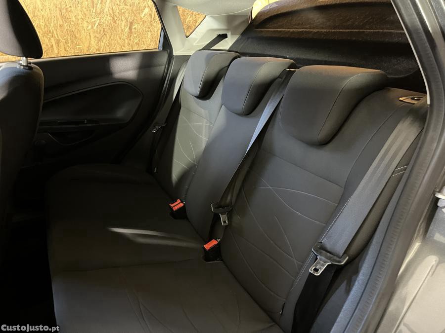 Ford Fiesta 1.0 Ti-VCT Trend — fotografia 8