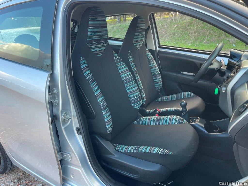 Citroën C1 1.0 Vti Feel — fotografia 4