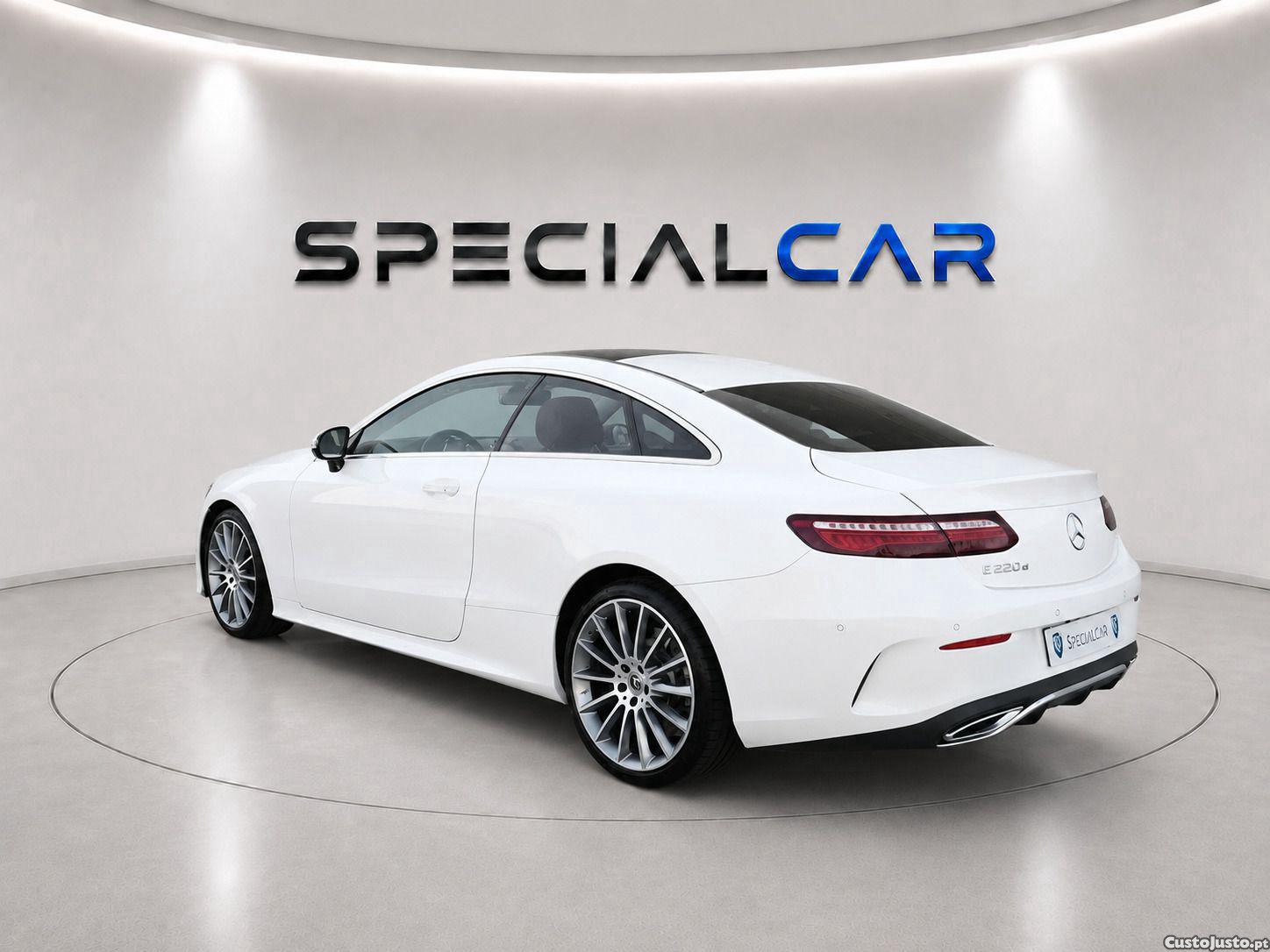 Mercedes-Benz E 220 d AMG Line Aut. - 18 foto 5