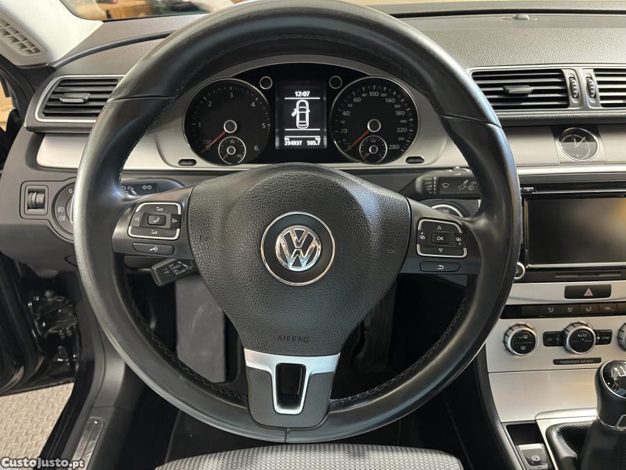 Volkswagen CC 2.0 TDI BlueMotion — fotografia 11