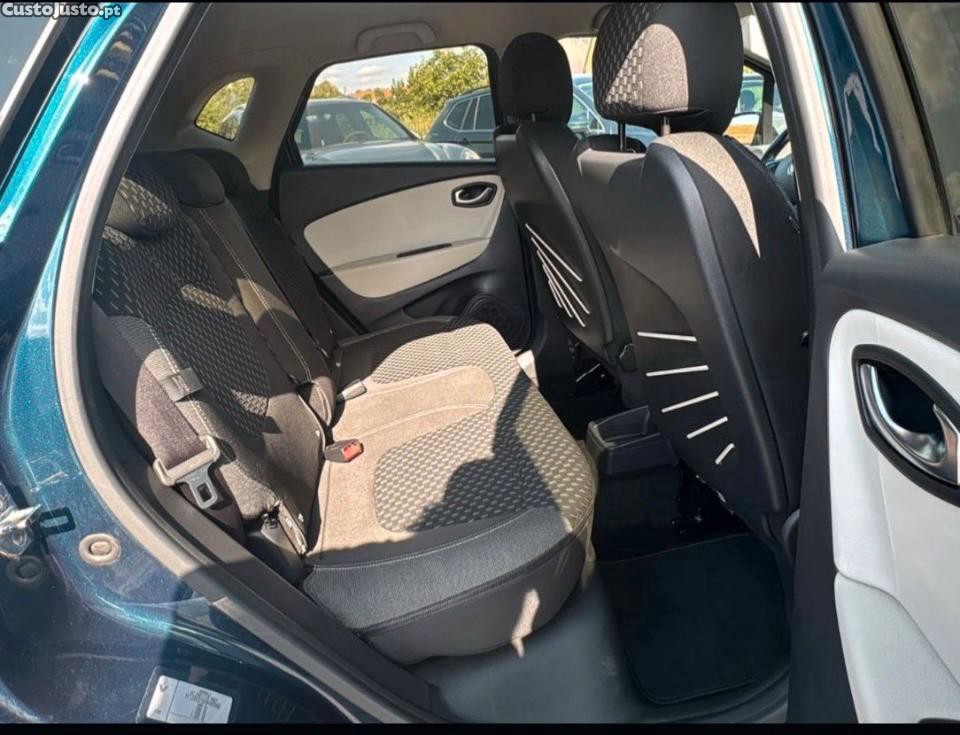 Renault Captur 0.9 TCE Exclusive — fotografia 6