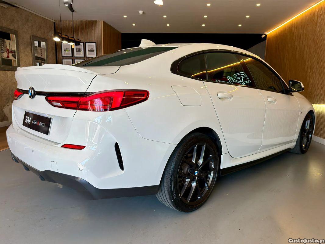 BMW 216 d Pack Desportivo M — fotografia 9