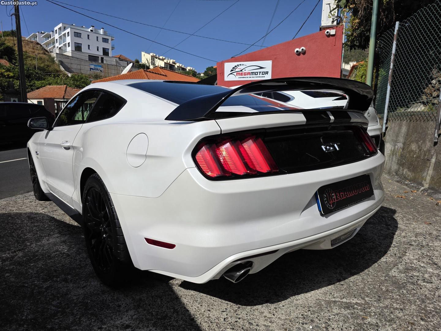 Ford Mustang 5.0 Ti-VCT GT - 18 — photo 4