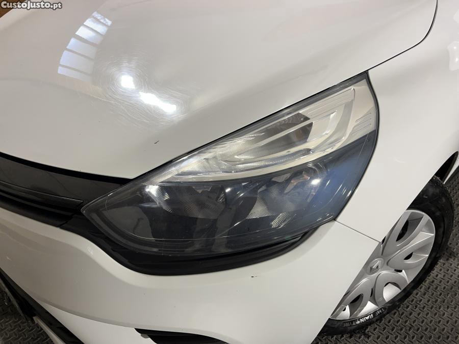 Renault Clio 1.5 dCi Business — fotografia 14