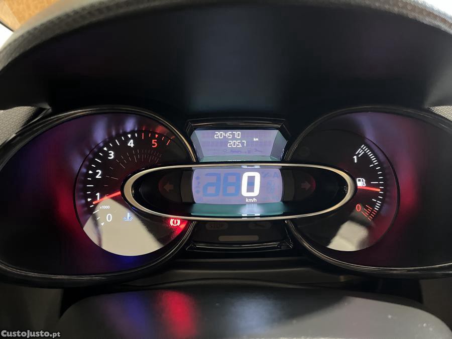Renault Clio 1.5 dCi Business — fotografia 10