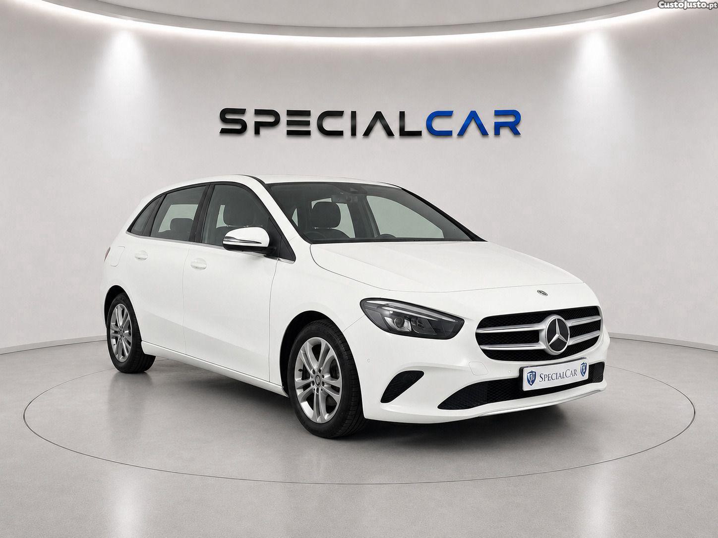 Mercedes-Benz B 180 d Style Plus Aut. — fotografia 20