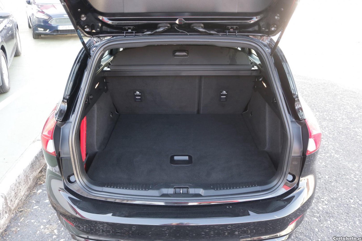 Ford Focus SW 1.0 EcoBoost ST-Line Auto 125cv — fotografia 44
