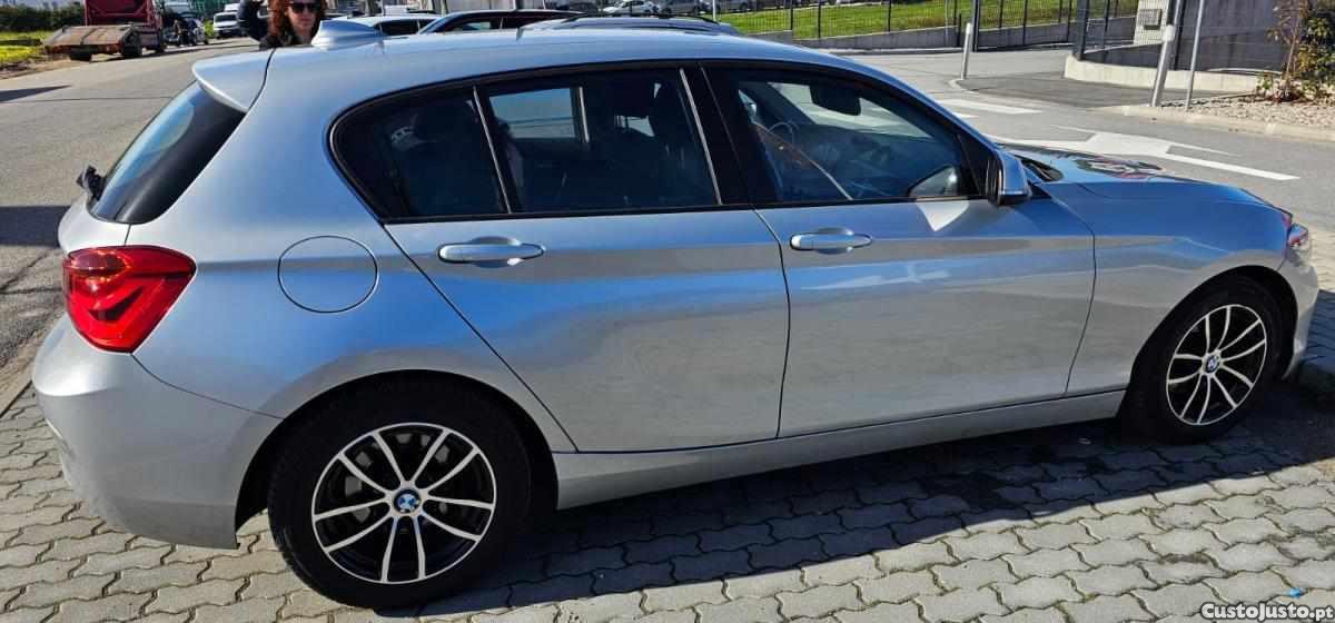 BMW 116 efficientdynamics Line Sport — fotografia 3