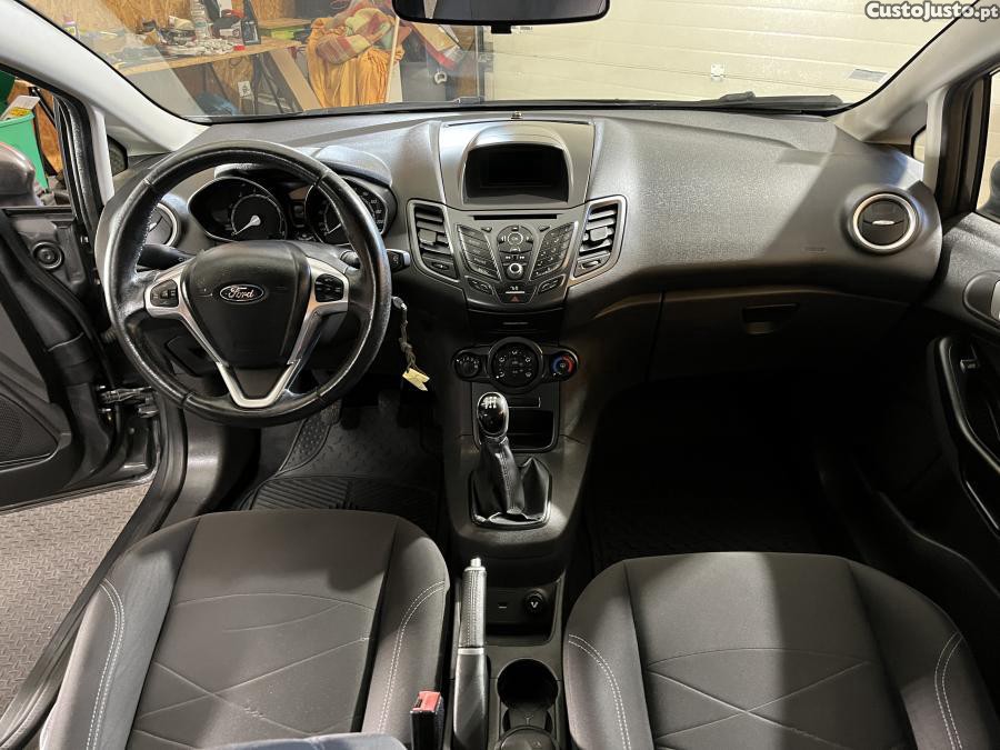 Ford Fiesta 1.0 Ti-VCT Trend — fotografia 7