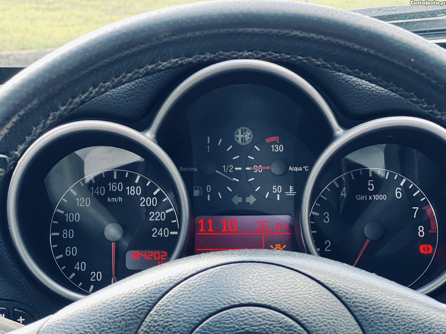 Alfa Romeo 147 1.6 Twin Spark — fotografia 6
