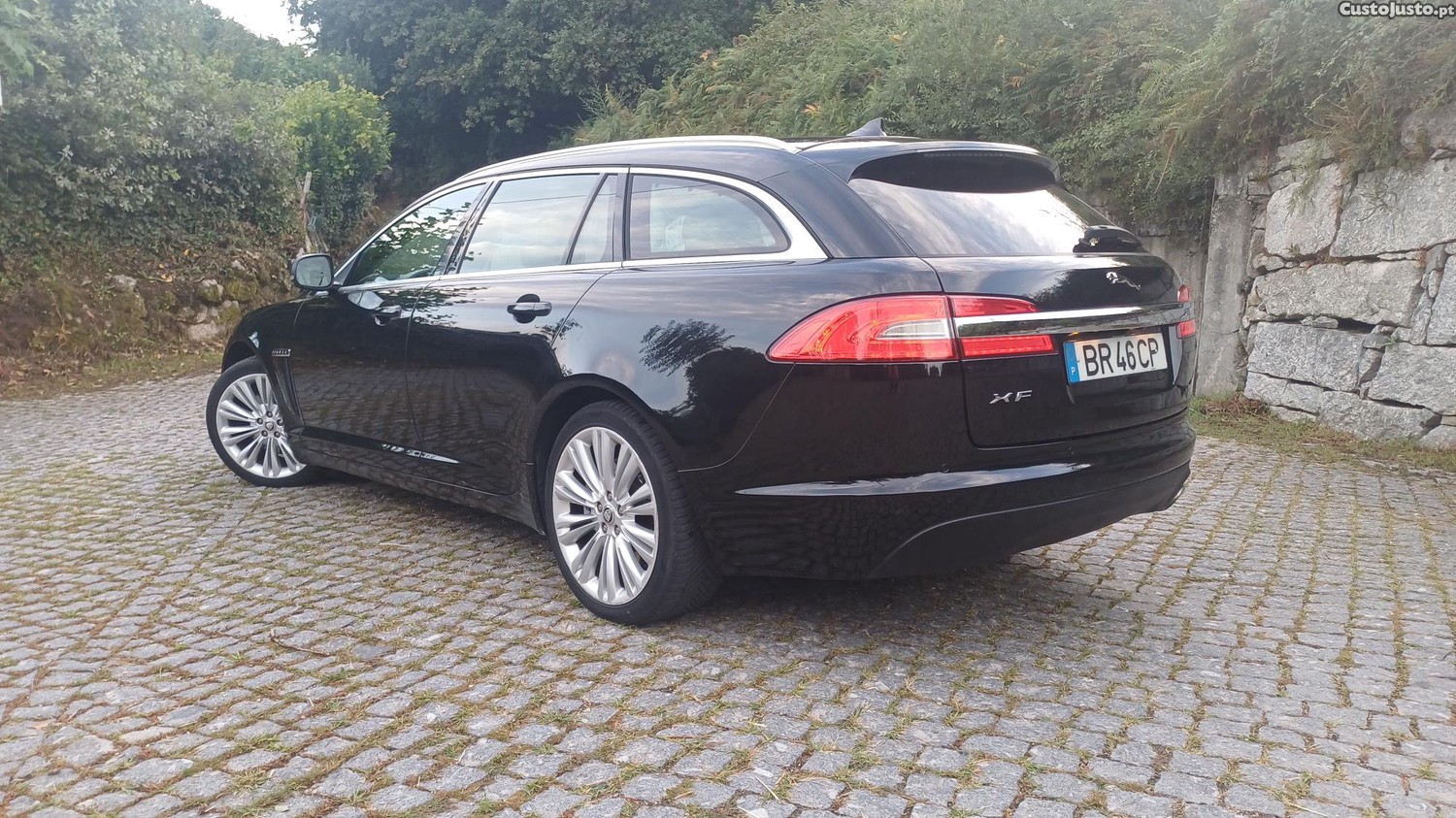 Jaguar XF 2.2D 200cv Luxury — fotografia 7