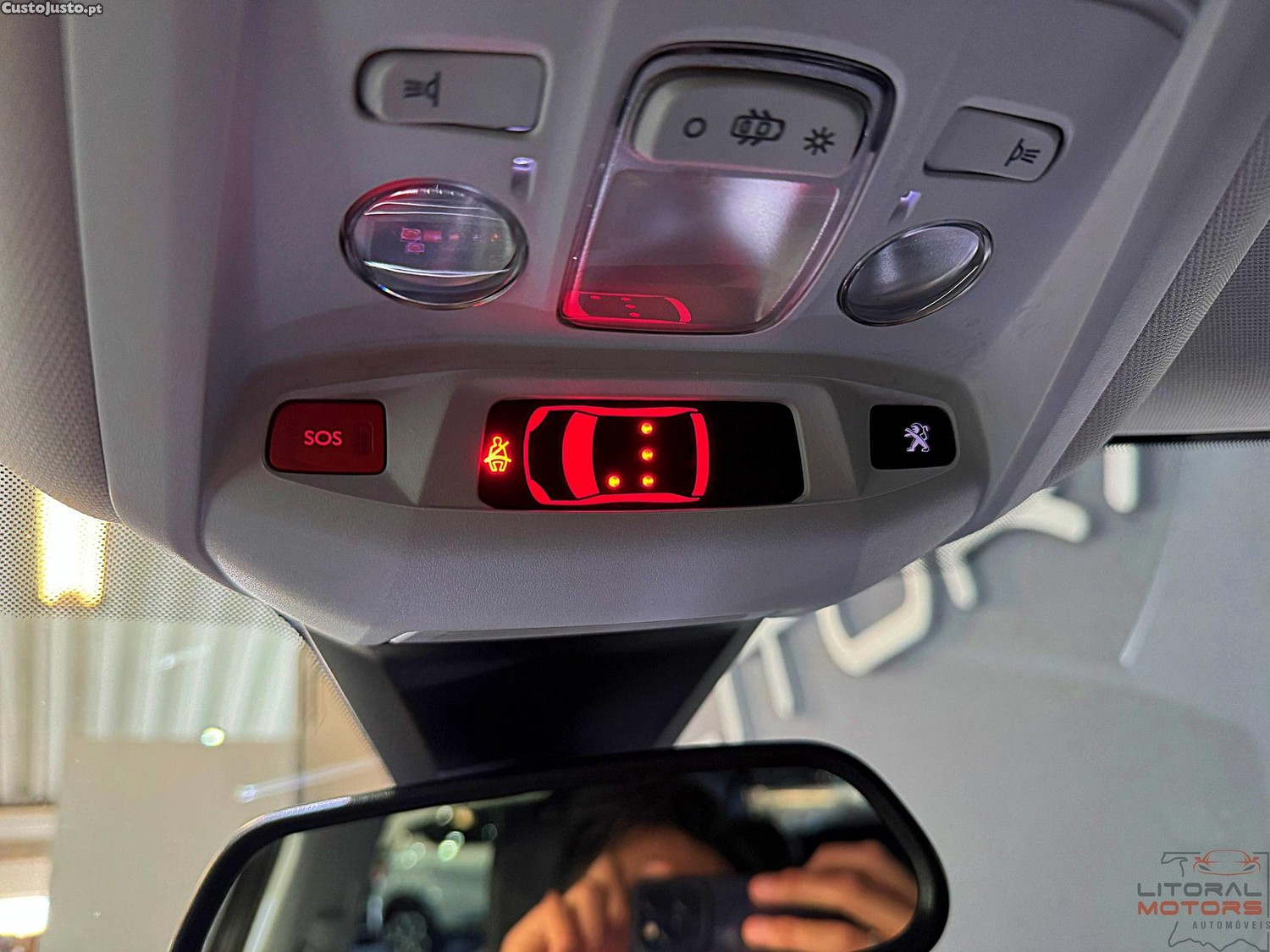 Peugeot 3008 1.2 PureTech Allure Pack EAT8 — fotografia 4