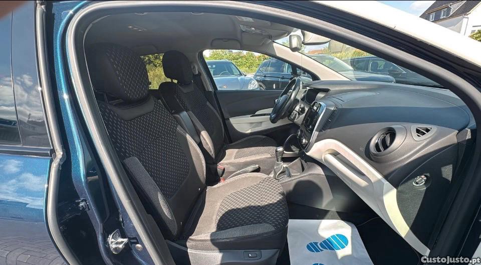 Renault Captur 0.9 TCE Exclusive — fotografia 5