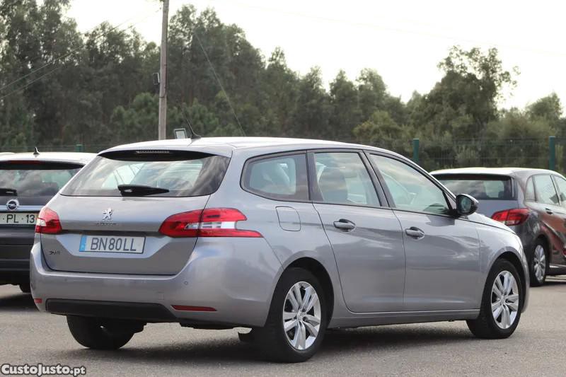 Peugeot 308 1.5 BlueHDi Active — fotografia 12