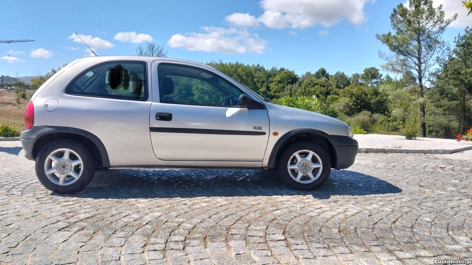 Opel Corsa 1.0 1999 — fotografia 4