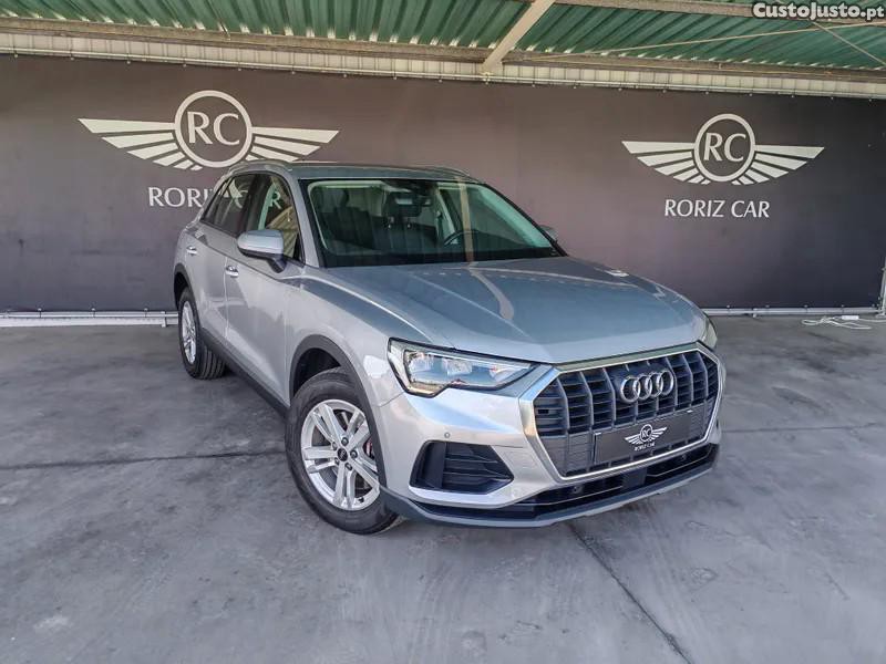 Audi Q3 45 TFSIe S Tronic — fotografia 18