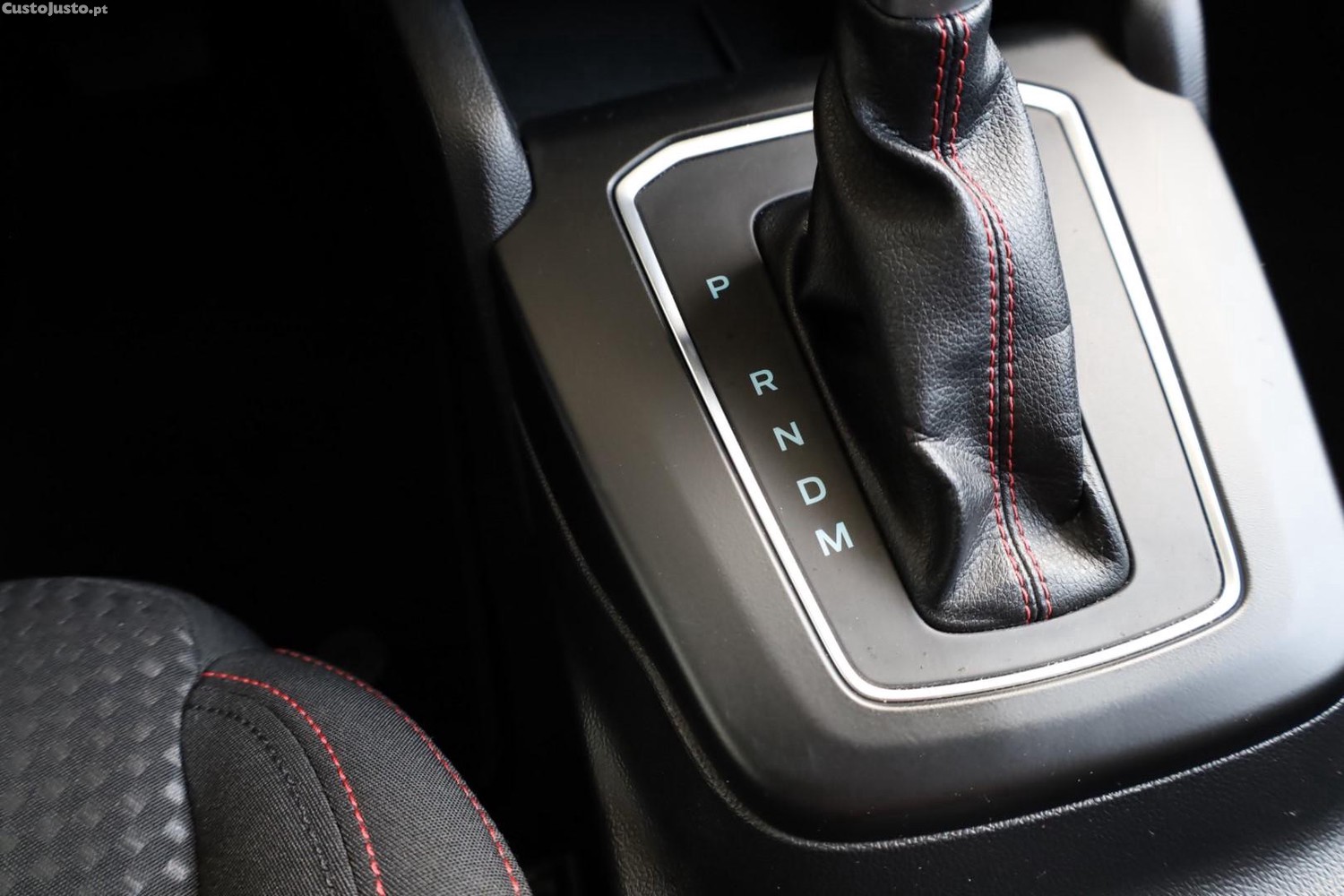 Ford Focus 1.0 EcoBoost MHEV ST-Line Aut. — fotografia 11
