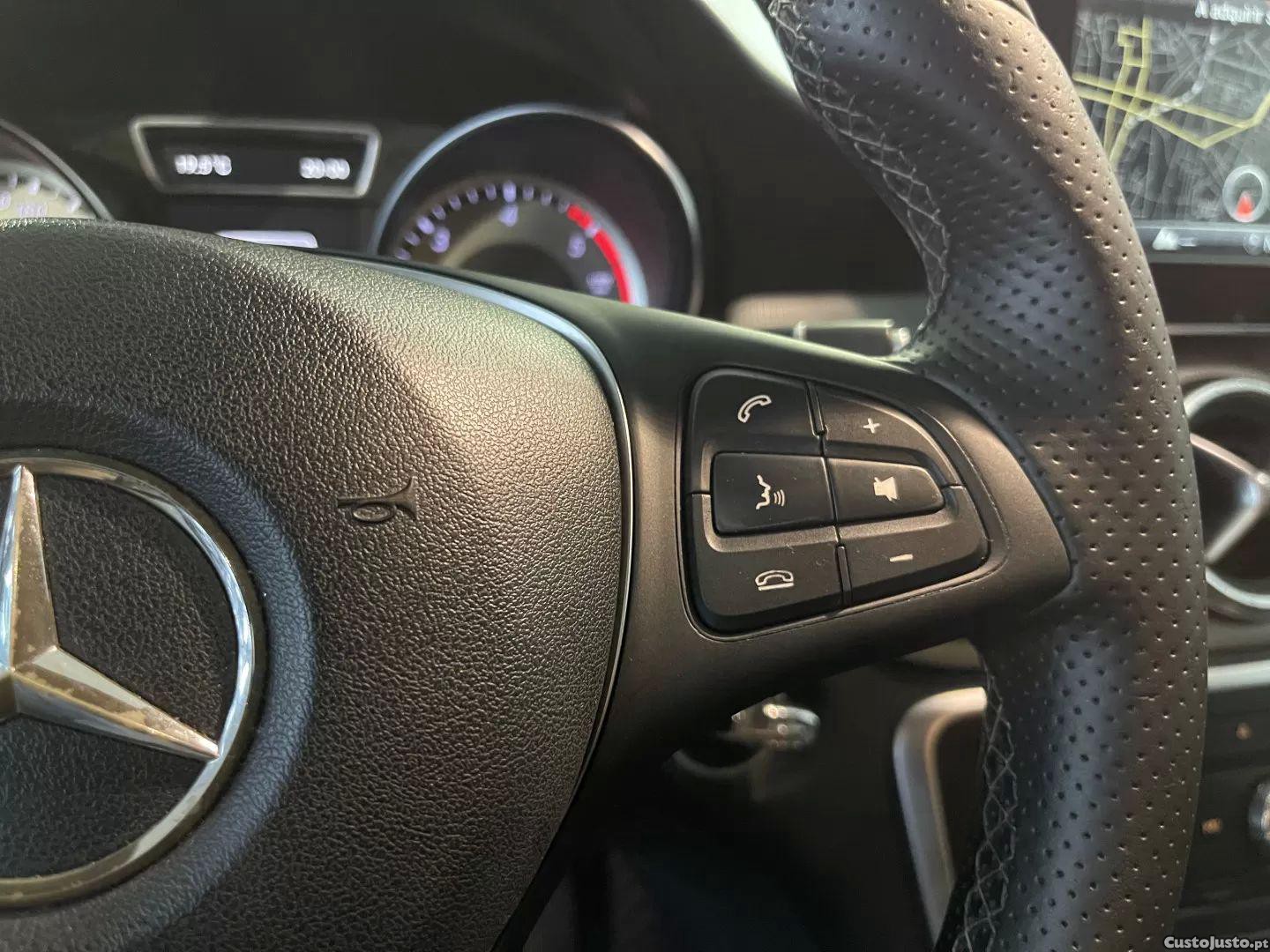 Mercedes-Benz CLA 180 D shooting brake aut. — fotografia 11