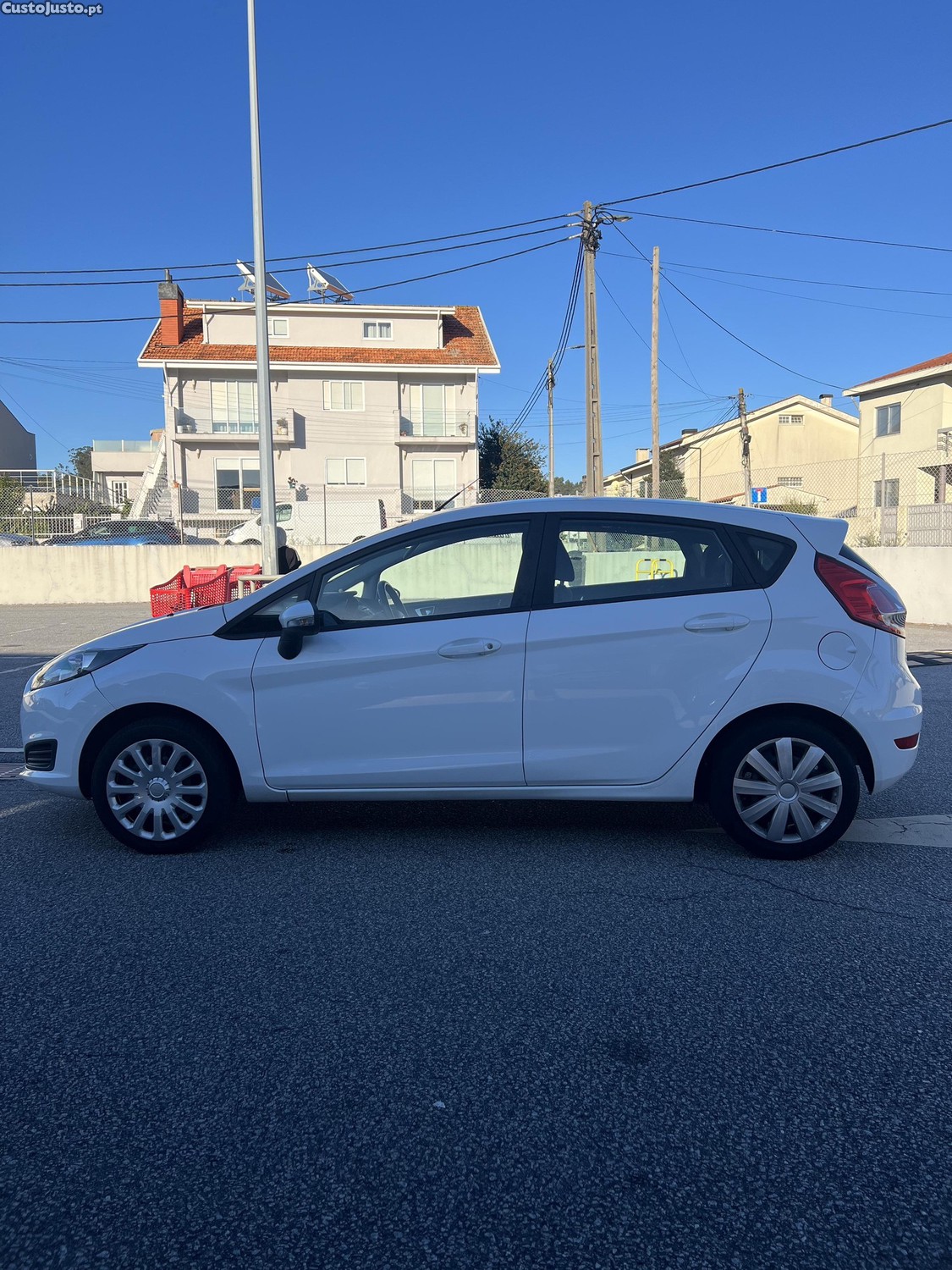 Ford Fiesta 1.0 - 15 foto 2