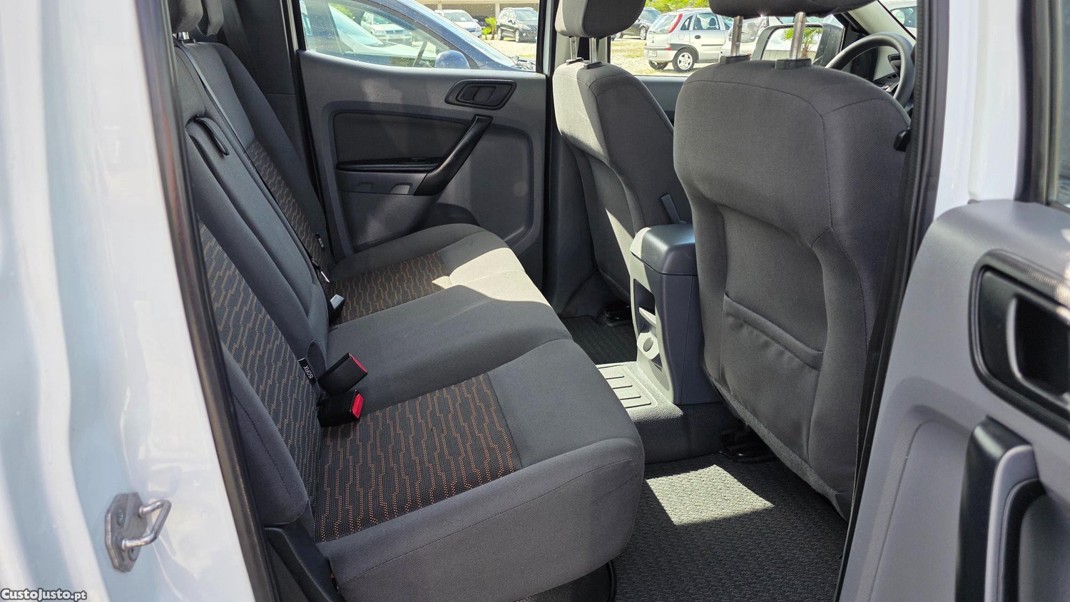 Ford Ranger Double Cab 2.2 TDCi 125cv — fotografia 4