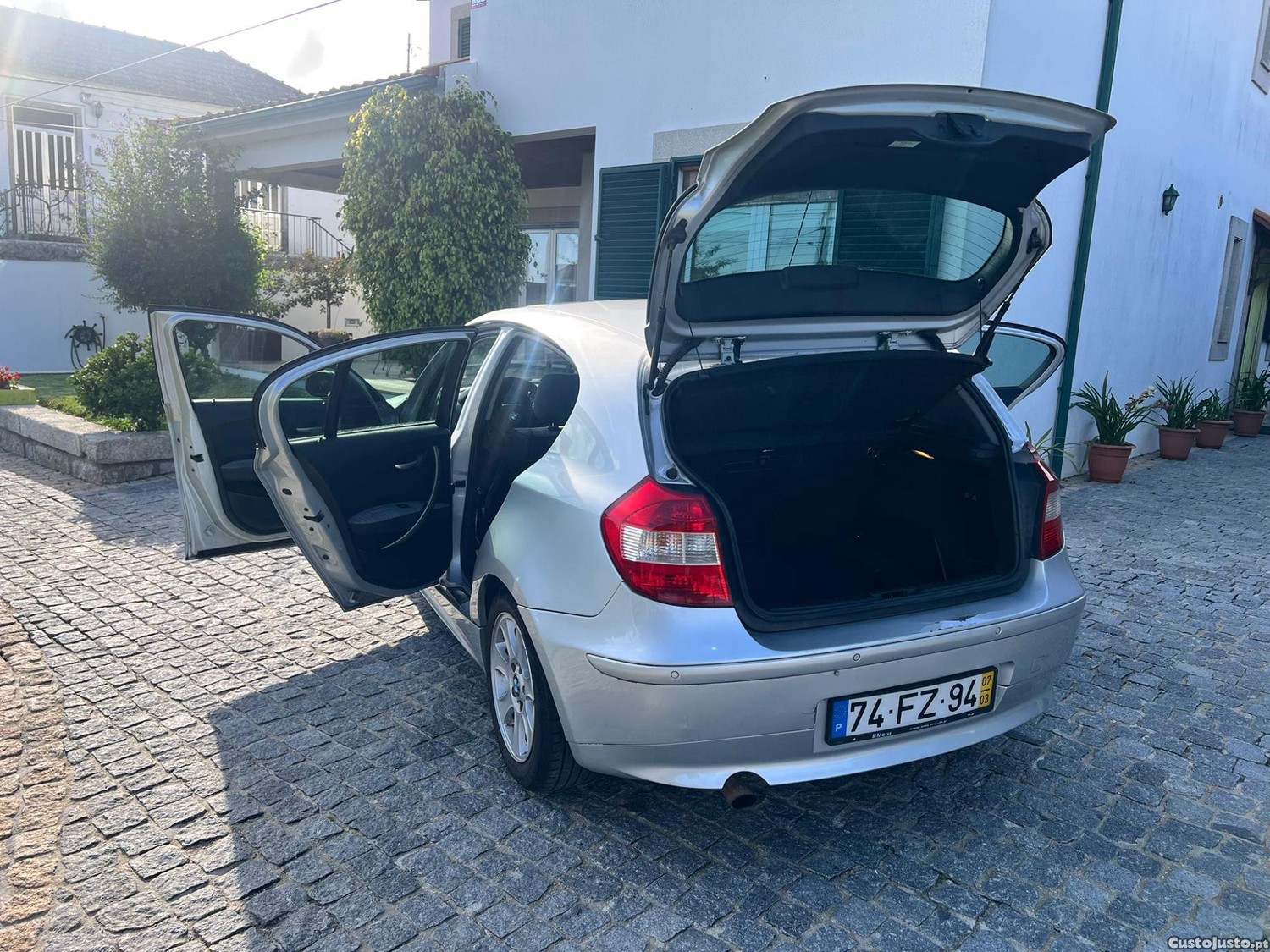 BMW 118 serie 1 — fotografia 2