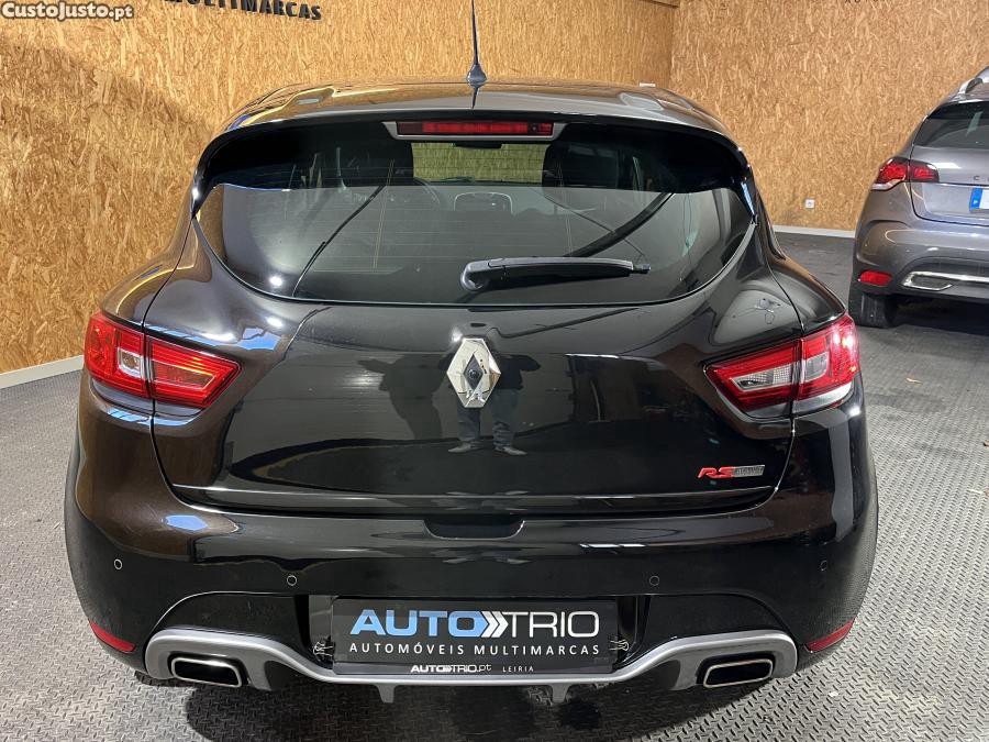 Renault Clio 1.6 T RS Trophy EDC - 16 — photo 4