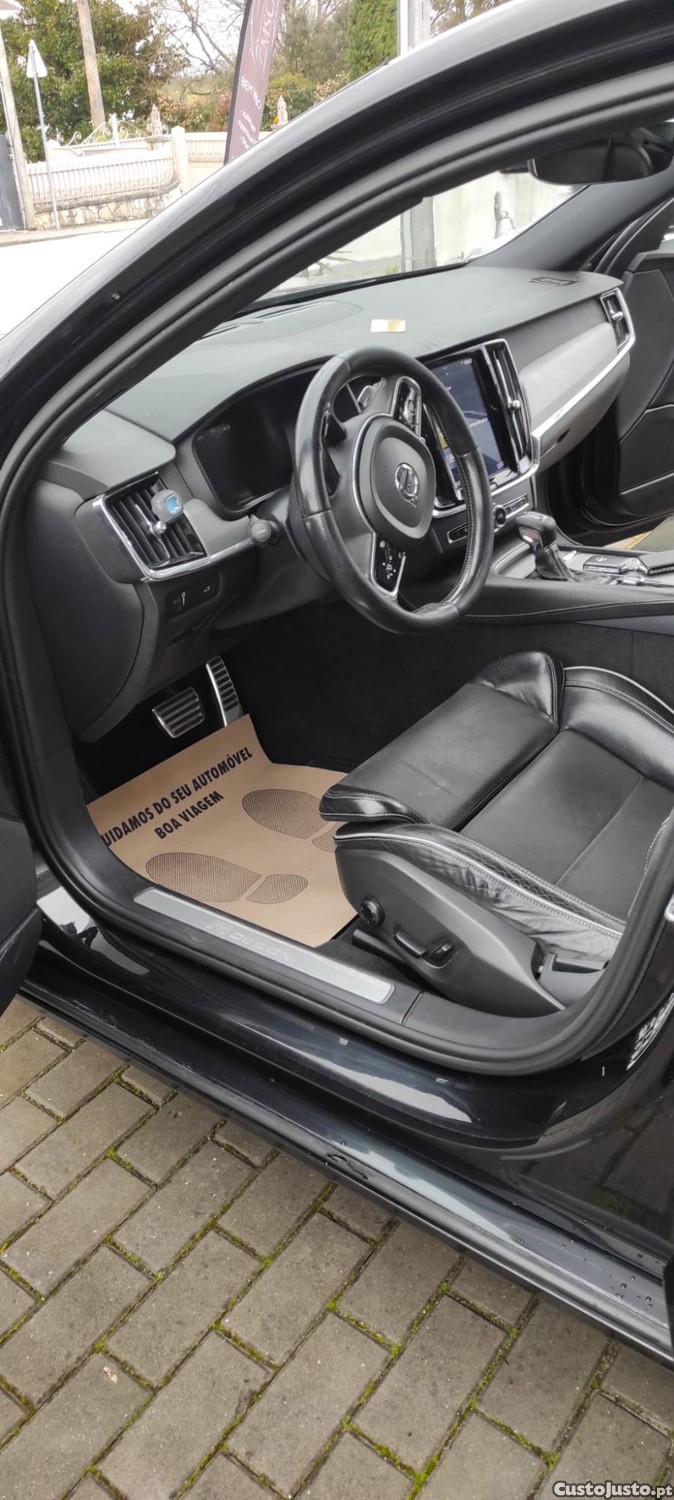 Volvo S90 2.0 D4 R-DESIGN — fotografia 4