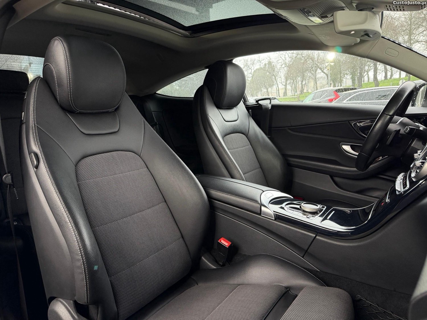Mercedes-Benz C 220 d — fotografia 12