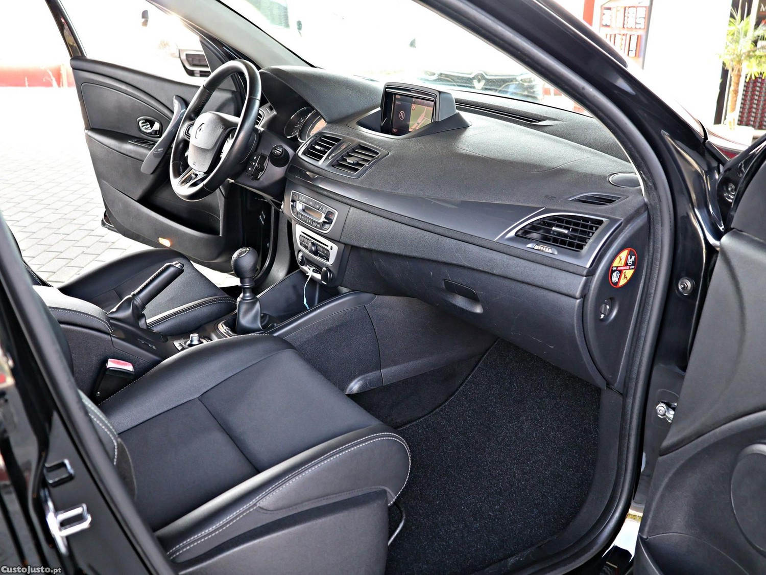 Renault Mégane Sport Tourer 1.5 dCi Confort SS — fotografia 9