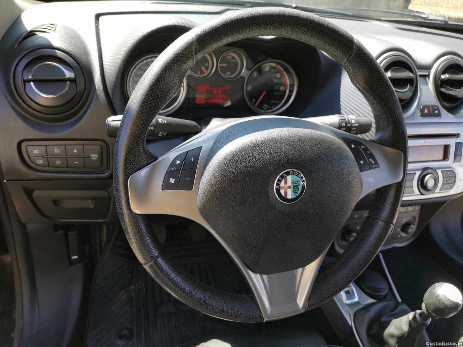 Alfa Romeo MiTo 1.6 jtdm Distinctive 120cv — fotografia 5