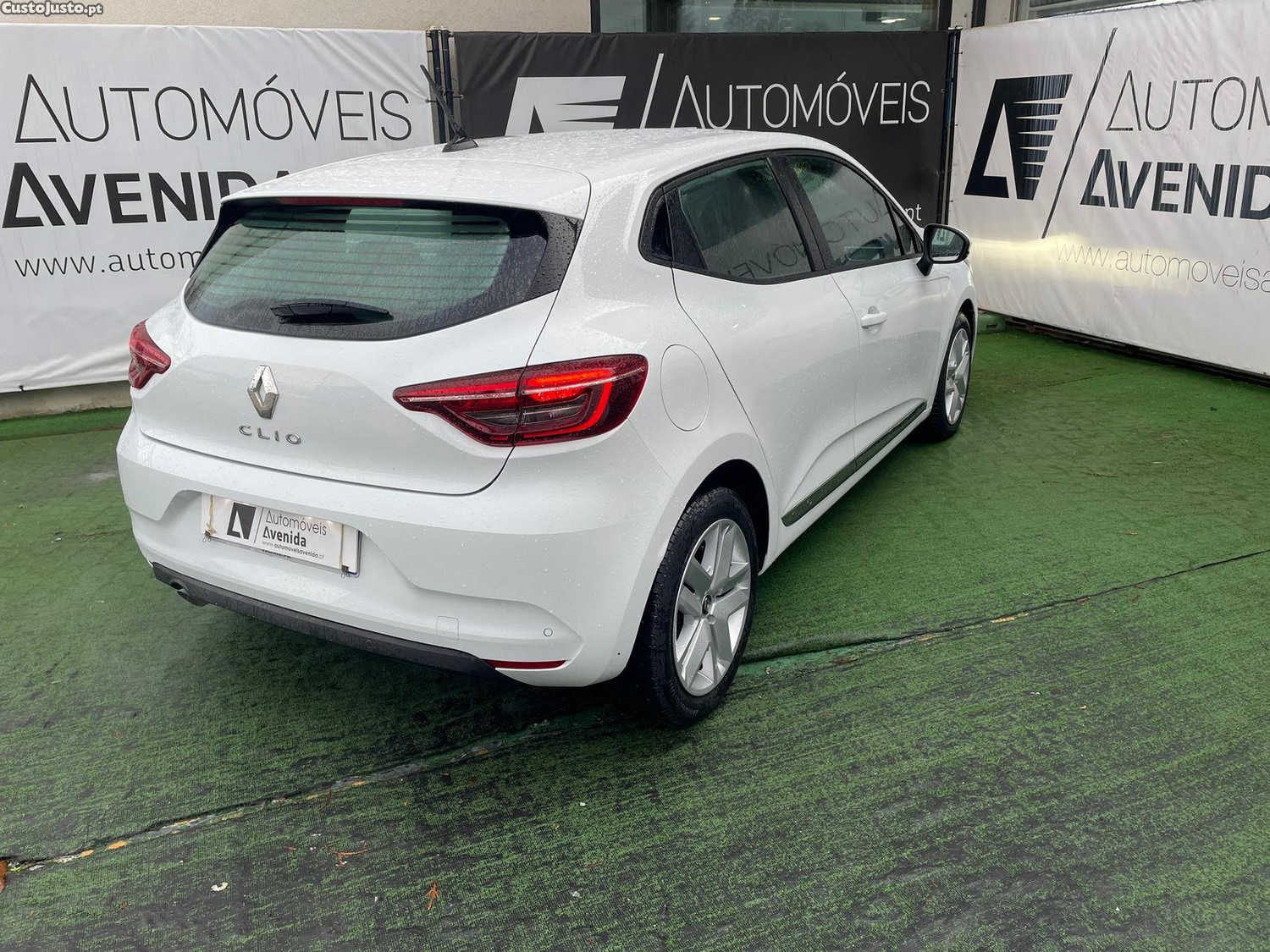 Renault Clio 1.0 SCe Zen — fotografia 10