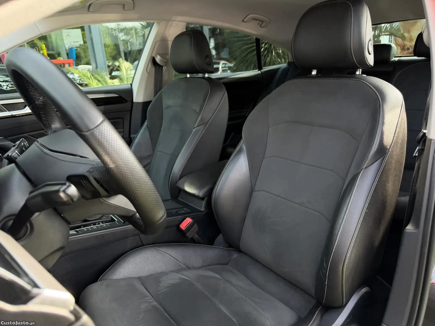 Volkswagen Arteon 1.4 TSI eHybrid Elegance — fotografia 17