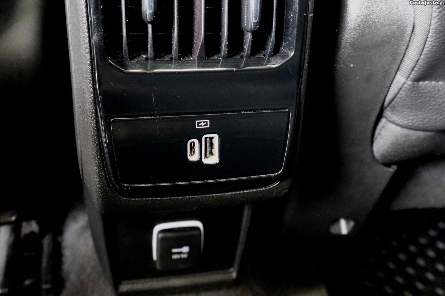 Jeep Compass 1.3 TG Trailhawk — fotografia 19