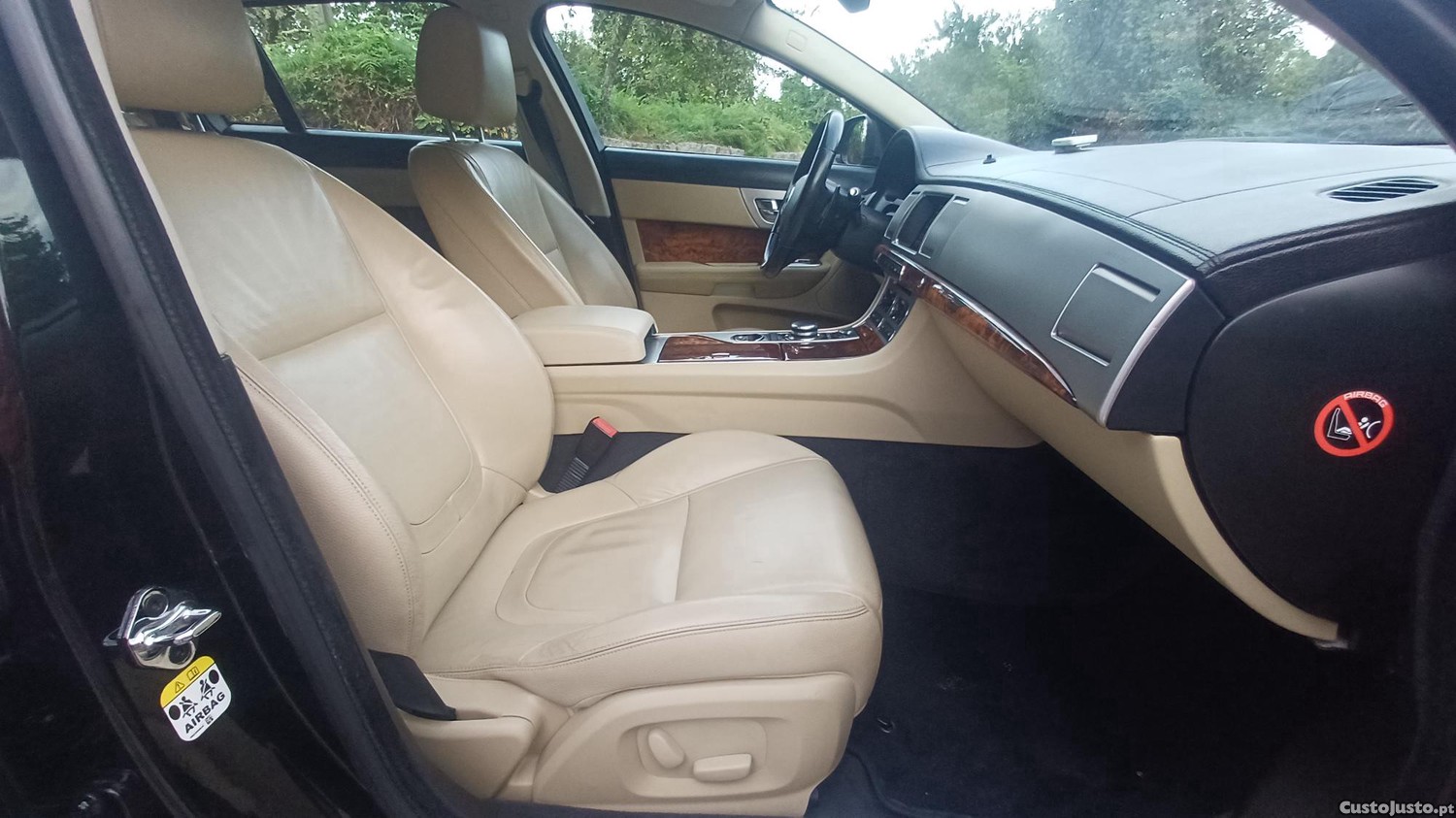 Jaguar XF 2.2D 200cv Luxury — fotografia 5
