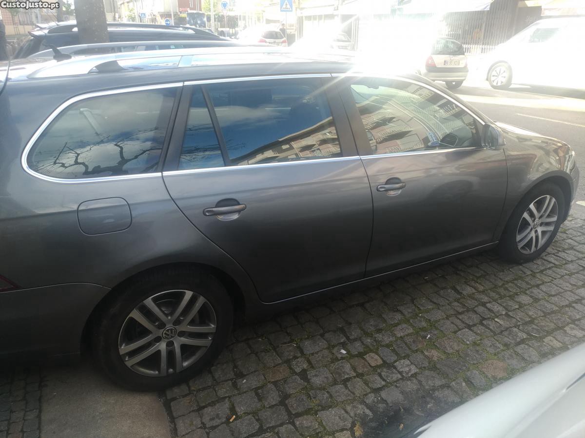 Volkswagen Golf Variant 1.6 TDI — fotografia 5