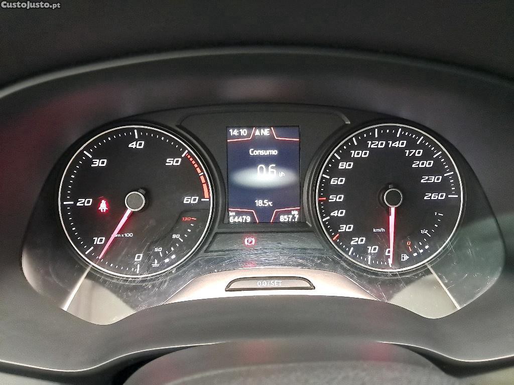 SEAT Leon ST 1.6 TDI Style 115cv — fotografia 18
