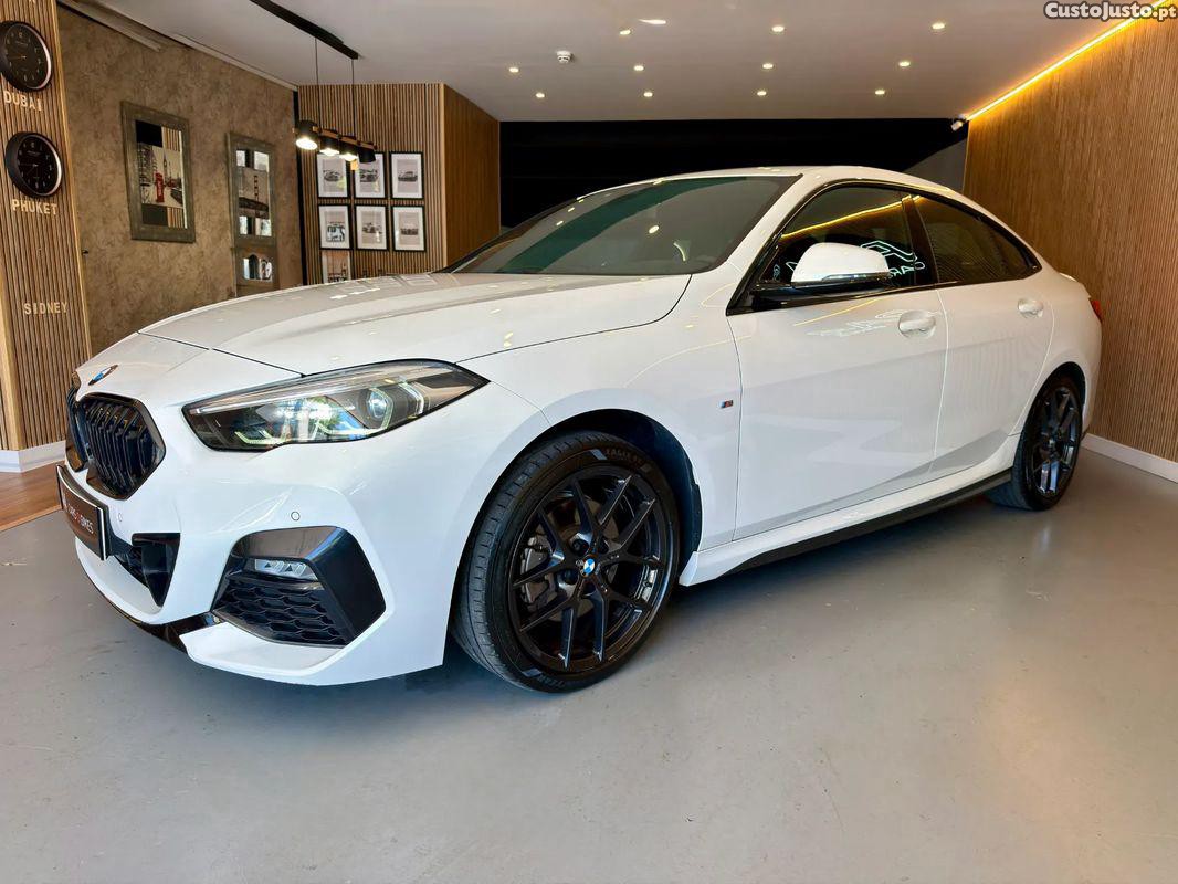 BMW 216 d Pack Desportivo M — fotografia 4