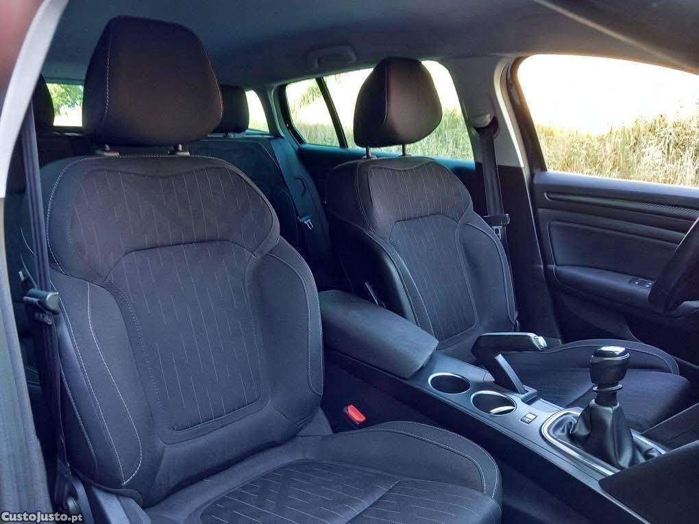 Renault Mégane 1.5 DCi — fotografia 3