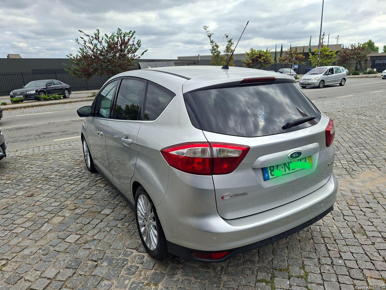 Ford C-Max 1.6TDCI Titanium ss Nacional — fotografia 14