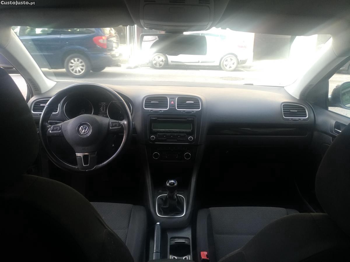 Volkswagen Golf Variant 1.6 TDI — fotografia 2
