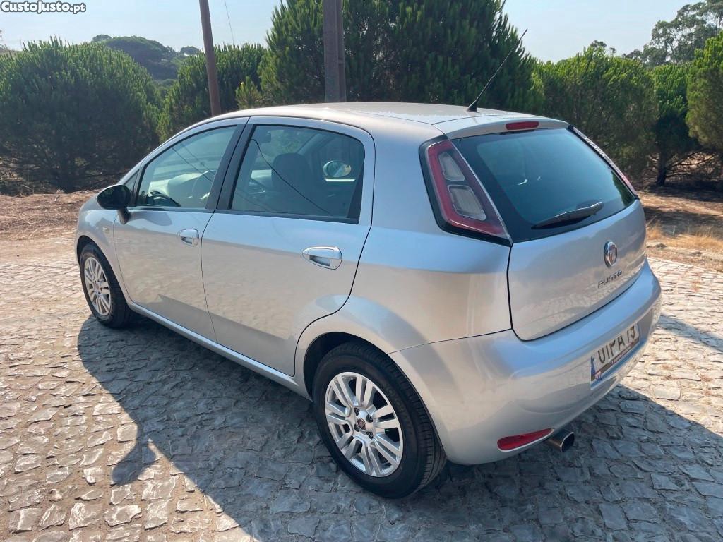 Fiat Punto 1.3 M-Jet Lounge — fotografia 9