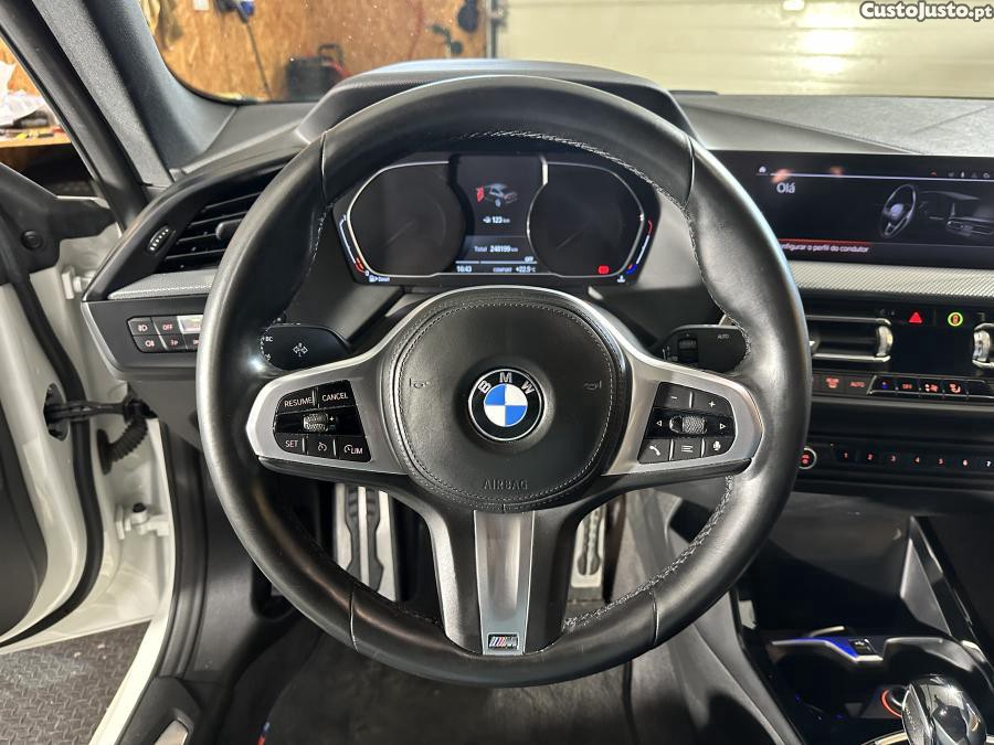 BMW 216 d Pack Desportivo M — fotografia 11