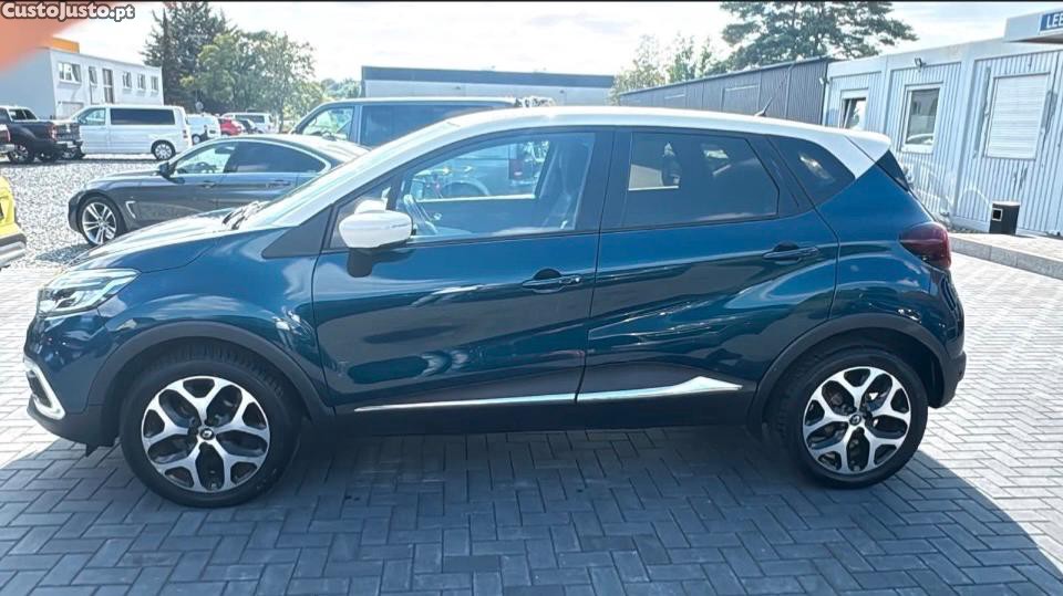 Renault Captur 0.9 TCE Exclusive — fotografia 8