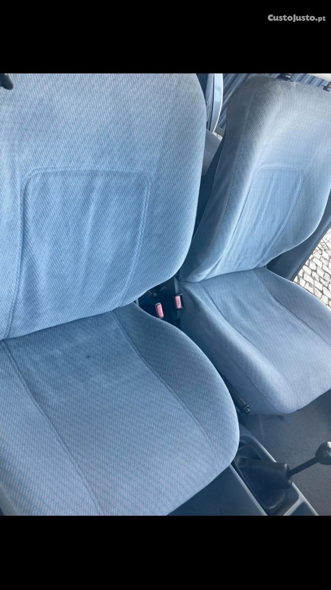 Opel Corsa GL 1.2 — photo 5