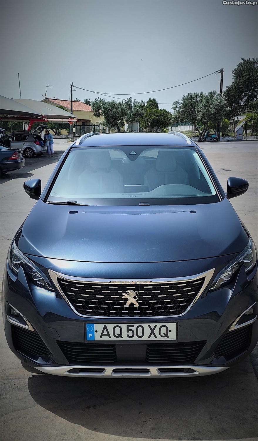 Peugeot 5008 - 2019 - 1.5 Impecável Pronto a Viajar — fotografia 4